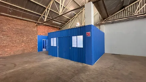 4 Vereeniging Road, Alrode has a 1600m² Warehouse Available TO Let (7)
